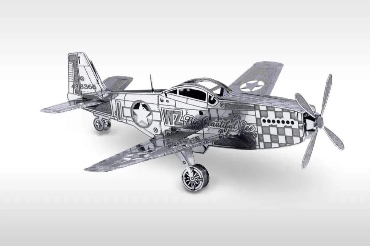 Metal Earth 3d Puzzels<P-51 Mustang - 3D puzzel